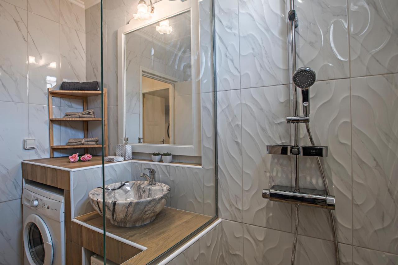 Villa Veneto Luxury Holidays Melíssia Buitenkant foto